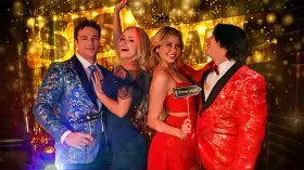 Королевы выпускного бала дома